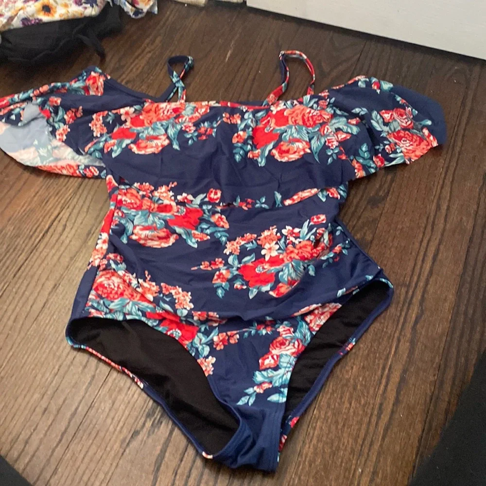 Bathing suit M - Picture 1 of 1